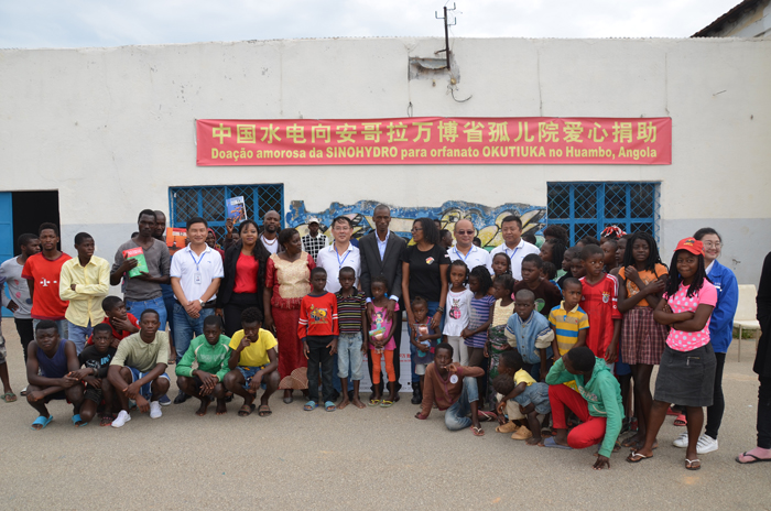 萬博供水二期項目捐助萬博省孤兒院2.JPG
