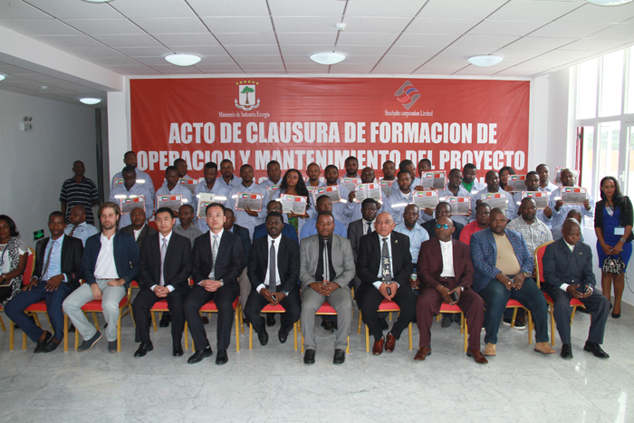 1527642466463470.jpg 培訓(xùn)典禮合影.JPG