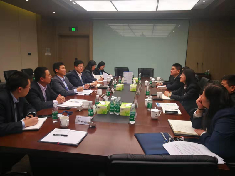 電建財(cái)務(wù)公司沈國(guó)華一行到國(guó)際公司調(diào)研指導(dǎo)工作20200107.jpg