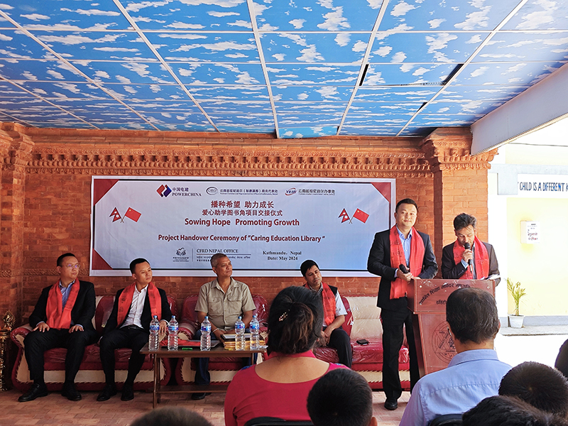 5.30加德滿都學校圖書捐贈儀式3.jpg